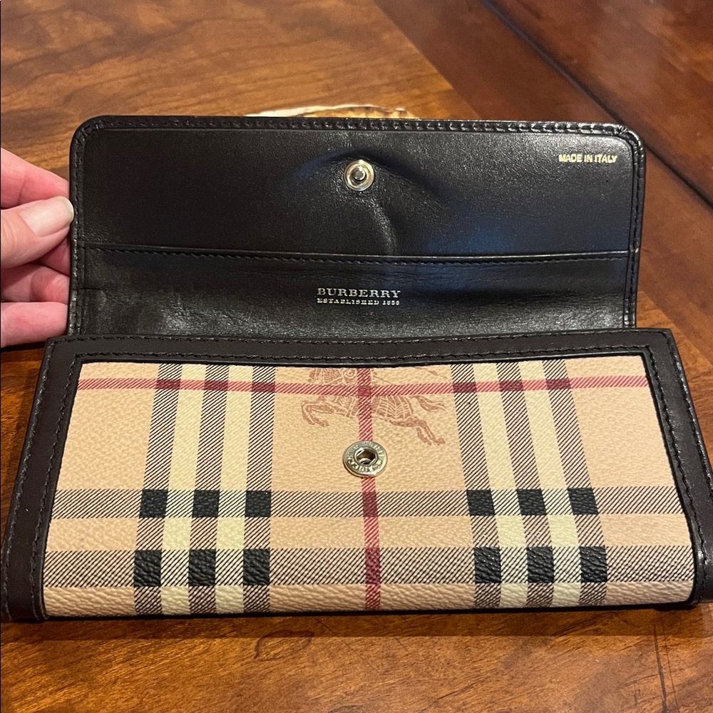 Burberry Beige Check Continental Coated Canvas Wallet / Chocolate Brown Trim - Picture 7 of 14